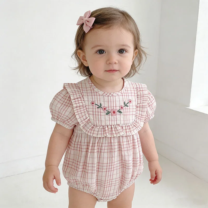 

Baby Girl Summer Korean Plaid Embroidery Short Sleeve Triangle Bodysuit Romper Soft Cotton Casual Outdoor Newborn Infant Outfit