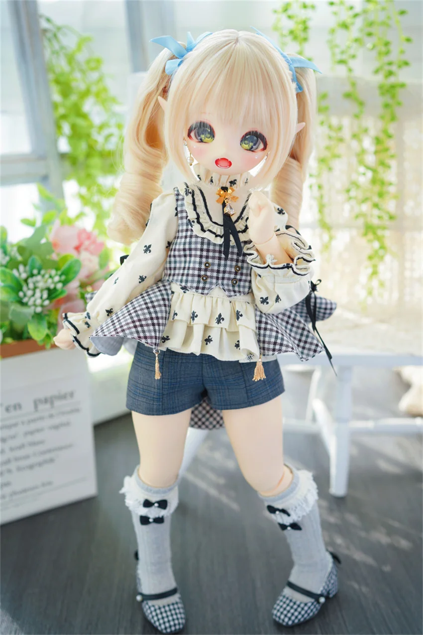 BJD wig applies to 1/3 &1/4 doll girl high temperature silk wig tiger clip style double ponytail curls BJD accessories