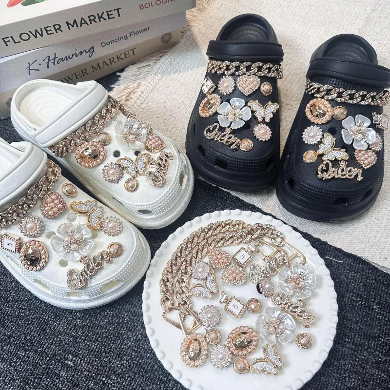 22-teiliges Set Glitzernde Kristall-Strass Schuh-Charms für Clogs Gartenschuhe Damen Mädchen Blumen Schmetterling DIY Clog-Sandalen Dekorations-Charms – Detail 3