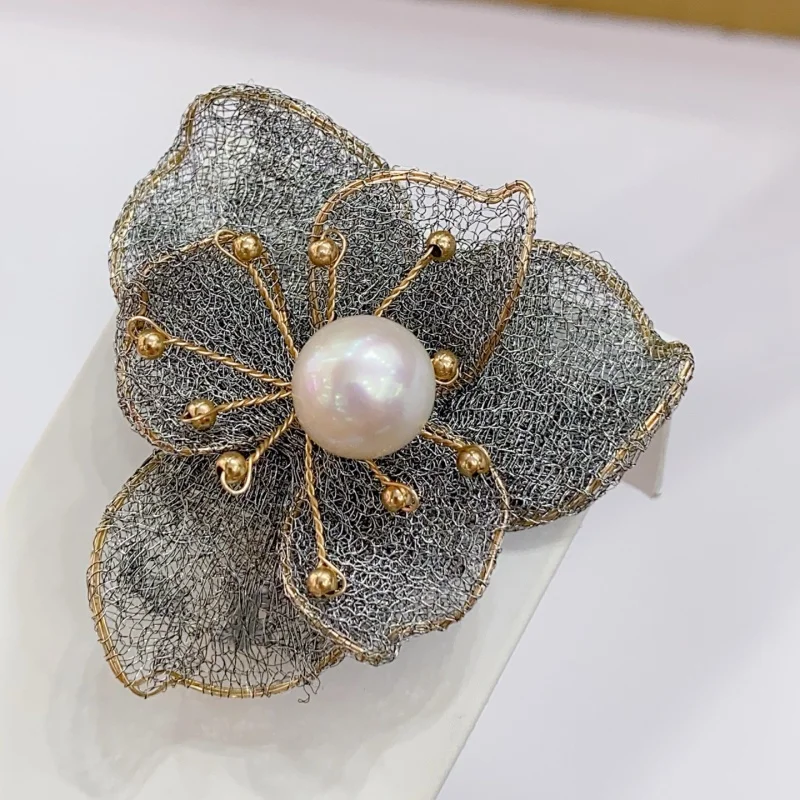 

SGARIT Lace Fabric Flower 14k Filled Gold Big Brooch for Women Delicate Handmade Lapel Pins Lady Party Wedding Jewelry