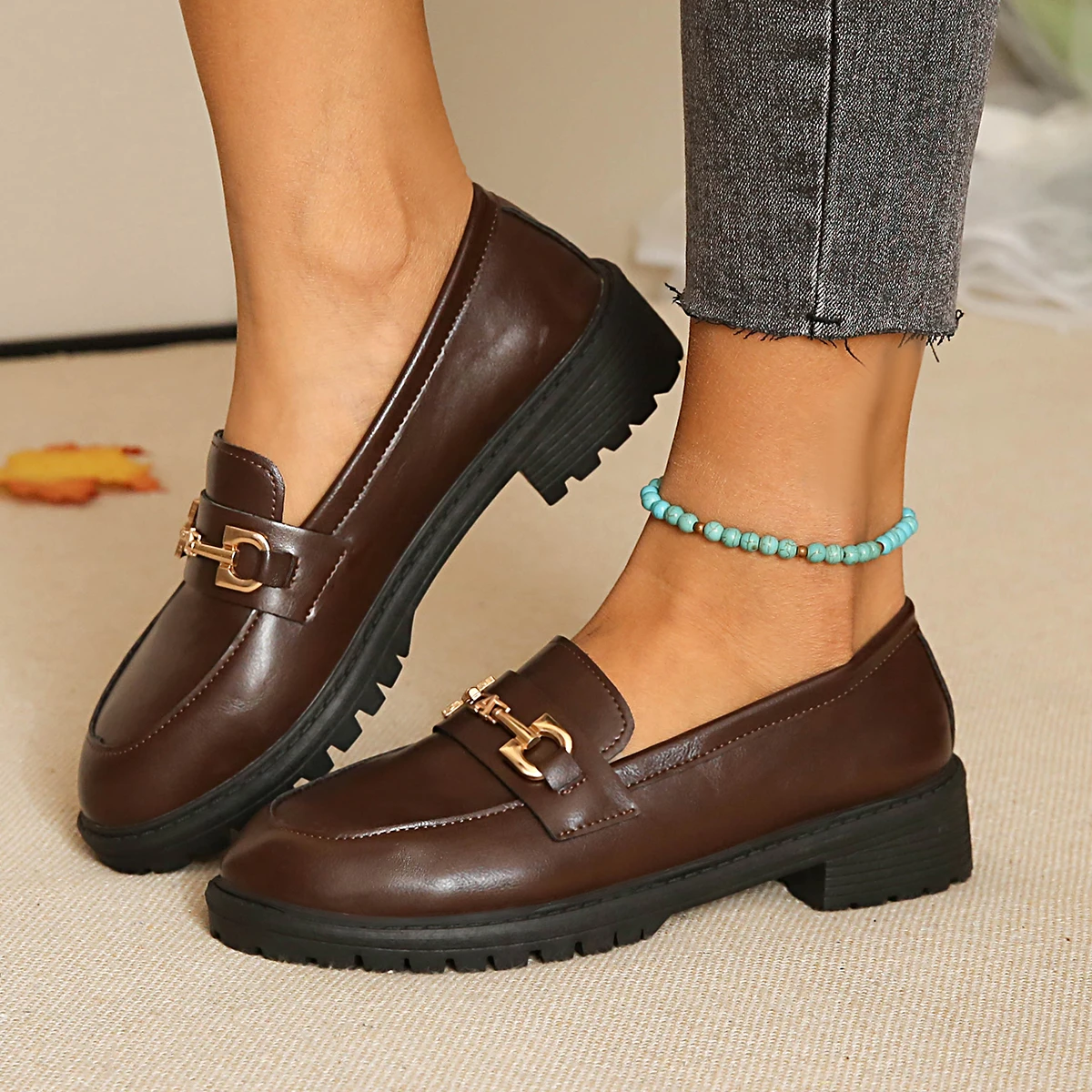 

British Style Women Loafers Large Size Slip-On Shoes Women Spring Thick Bottom Casual Shoes Leather Rubber Outsole Sneakers