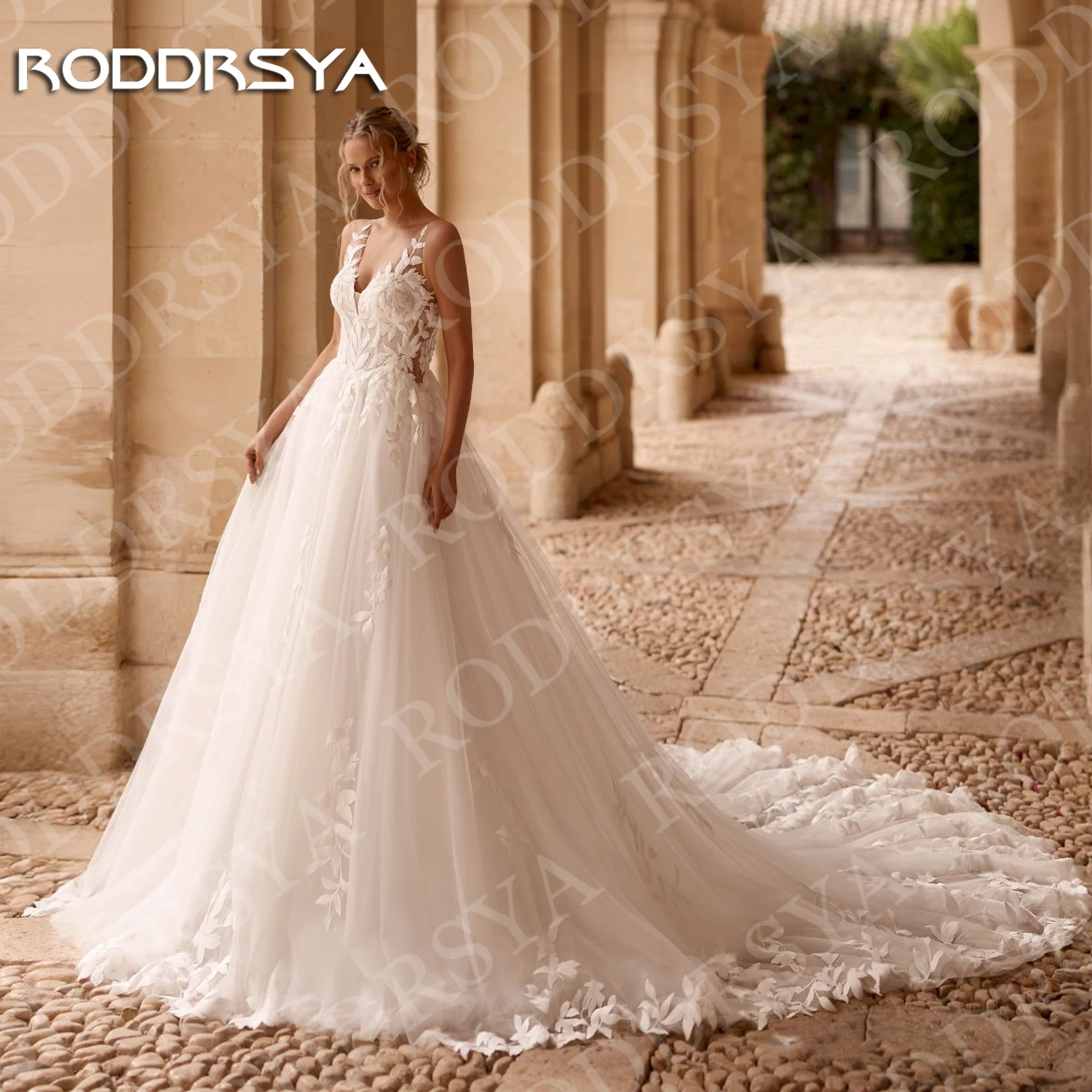 RODDRSYA Boho A Line Wedding Dresses for Woman V Neck Lace Appliques Bohemian Tulle Bridal Dress Spaghetti Straps Customized