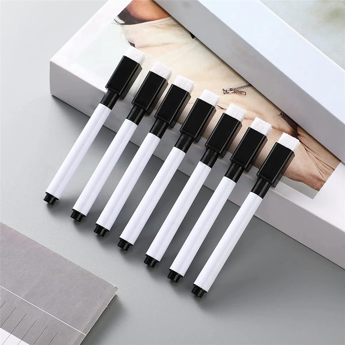 100 Stück trocken abwischbare Marker, Whiteboard, schwarze trocken abwischbare Marker mit Gummikappe, feine Spitze, trocken abwischbare Marker SSQ