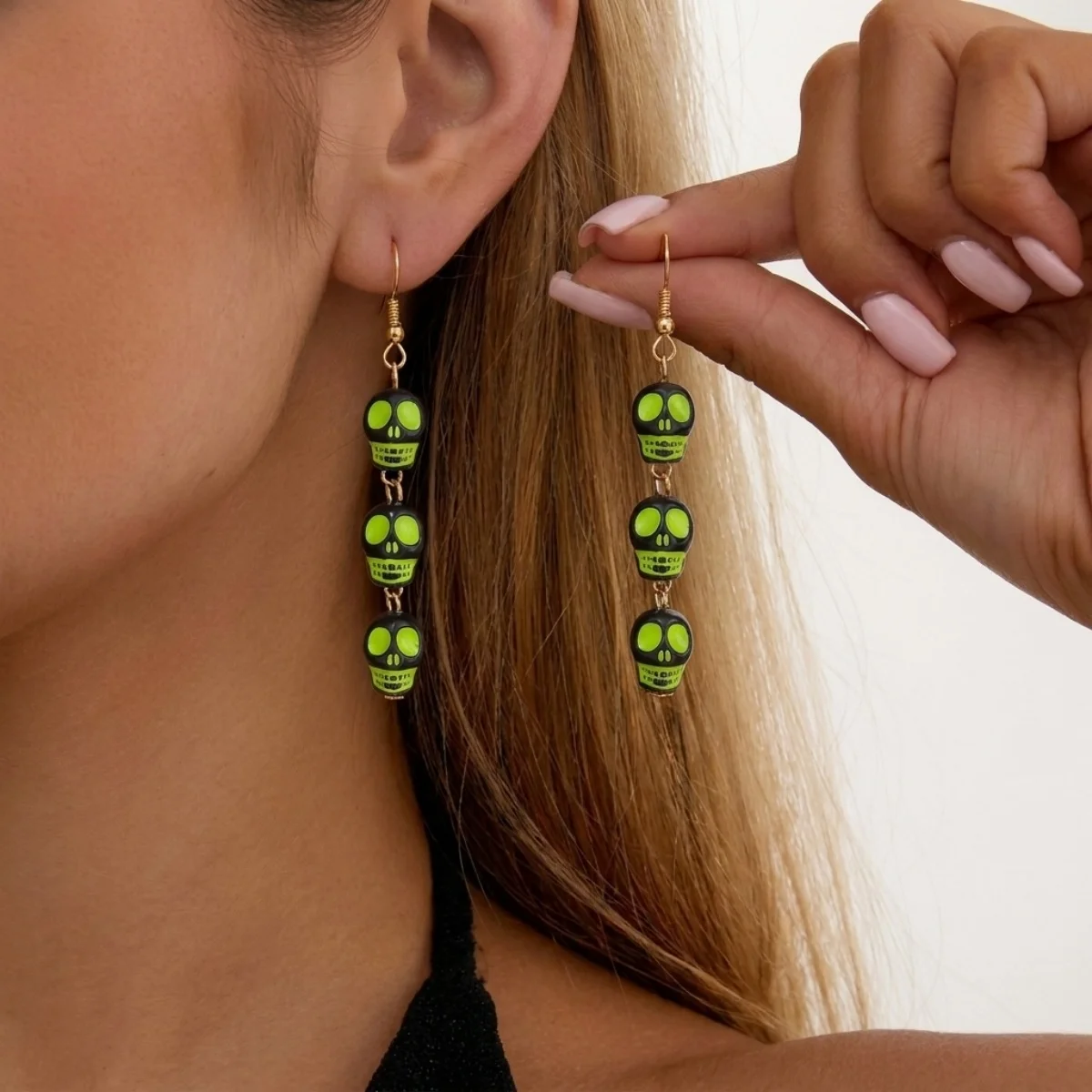 Lila-schwarze, dreifach stapelbare Totenkopf-Ketten-Ohrringe für Damen, Halloween, Gothic, cool, Skelett-Kopf-Ohrringe, Party-Schmuck – Detail 22