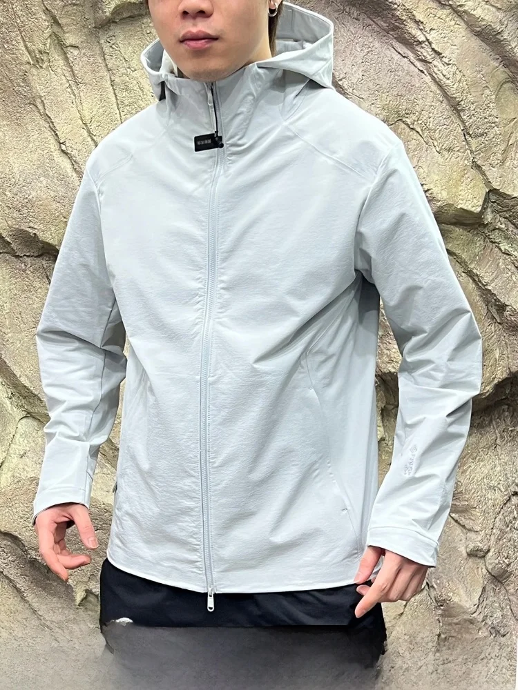 

Leavo Johnson Men's Outdoor Softshell Jacket with Hood Three-Proof Full Glue Spring Autumn Casual Style Nylon Spandex