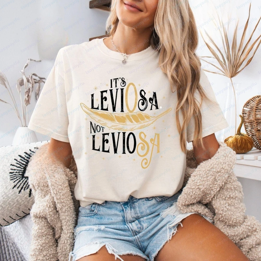 'Leviosa' Magic Wand Shirt Halloween Witch Tee Grafik-T-Shirts Damenbekleidung Lustig Outdoor Hochwertige Baumwolle Kurzarm