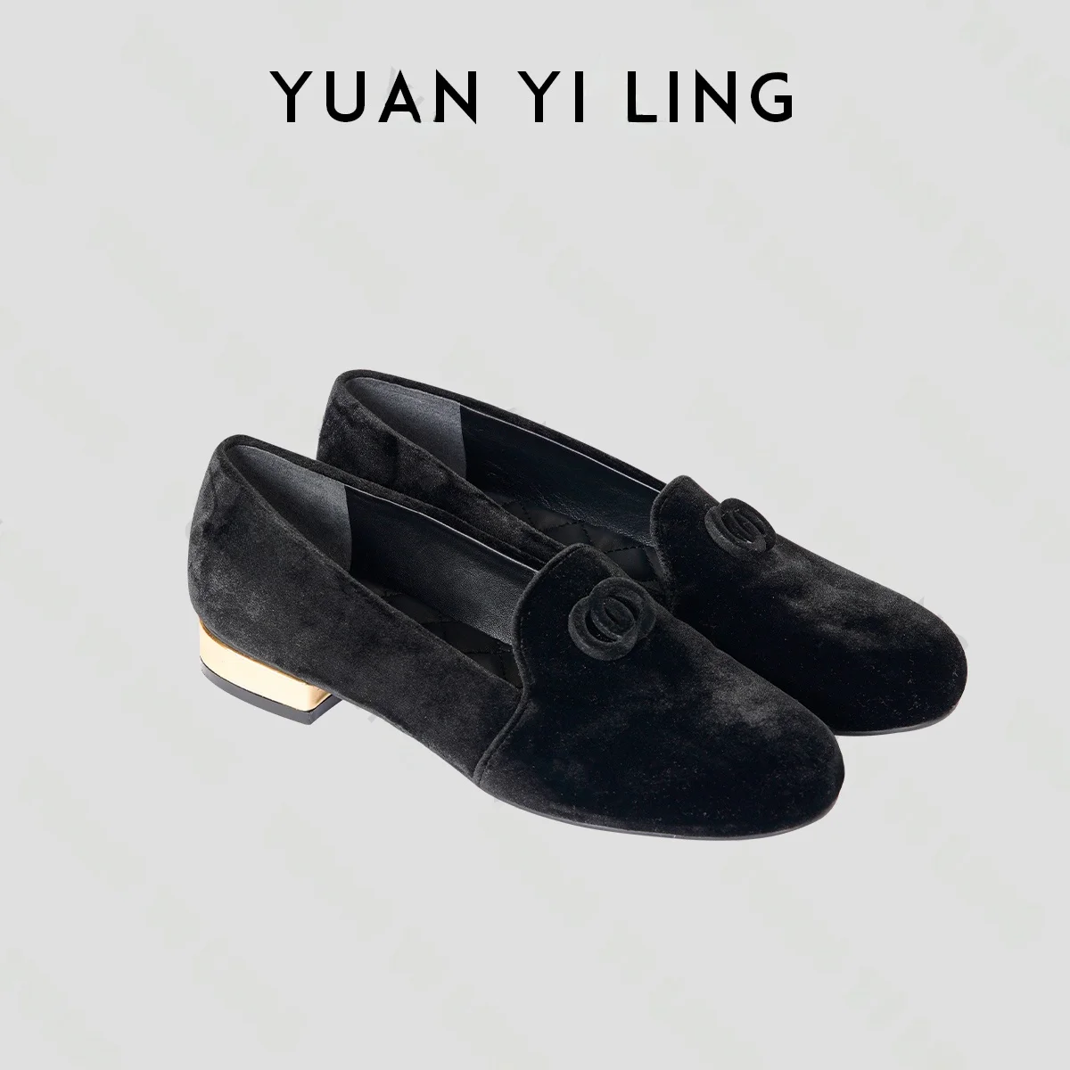 

Yuan Yiling Black Matte Velvet Flat Heel Casual Shoes Comfortable Soft Bottom Design Elegant Style for Women