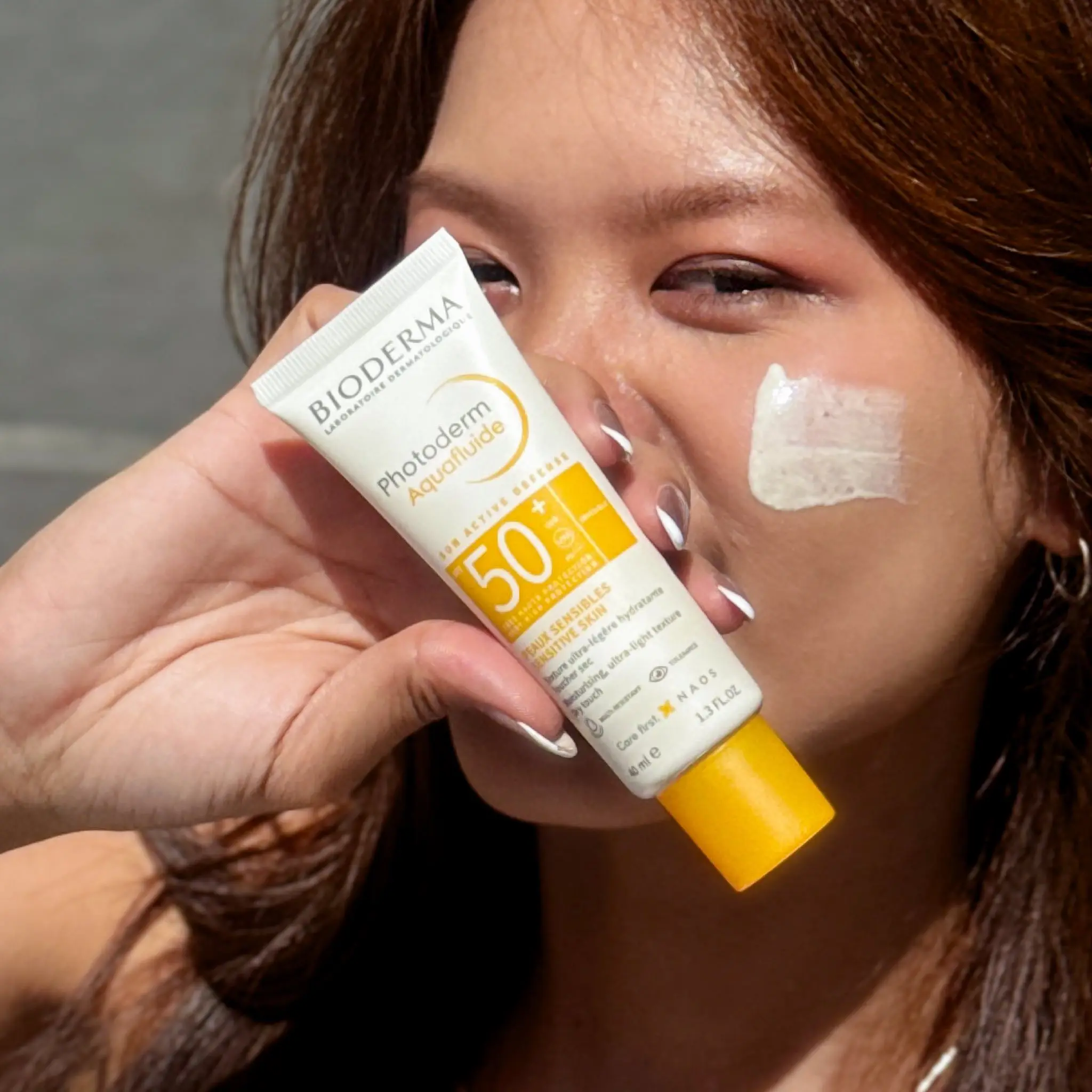Marca protege la piel del sol daño diario SUNSCREEN BIODERMA fotoderm Aquafluide reparación blanqueamiento cuerpo claro cara UV crema solar