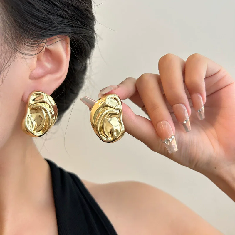 XIYANIKE Retro Metal Ear Stud Piercing Earrings For Women Lady Niche Fashion New Jewelry Accessories Gift Party серьги