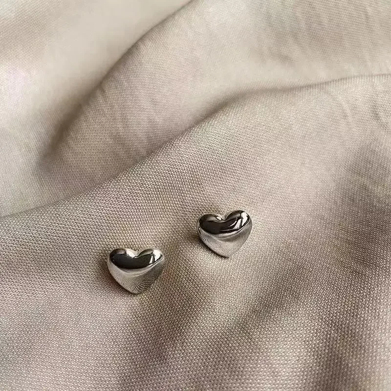 316L Stainless Steel Small Cute Love Heart Stud Earrings For Women New Fashion Girls Gold Color Jewelry Birthday Party Gifts