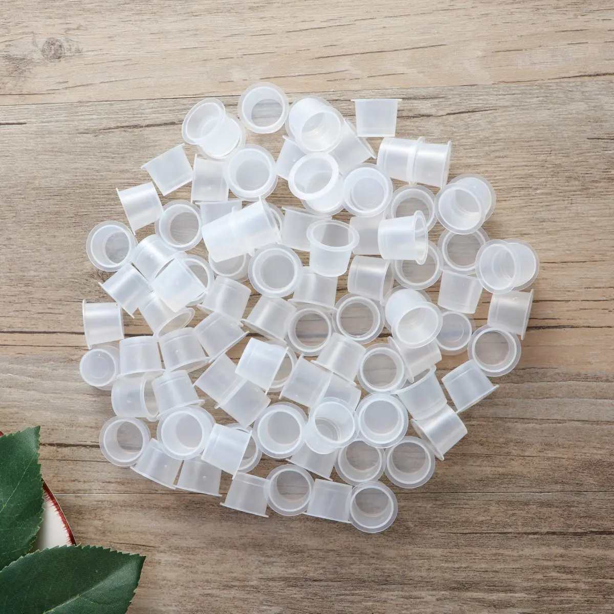 

100Pcs Semi Cups Clear Plastic Ink Caps for Tattoo Artists and Cosmetologists Disposable Kit Supplies 15Mm L