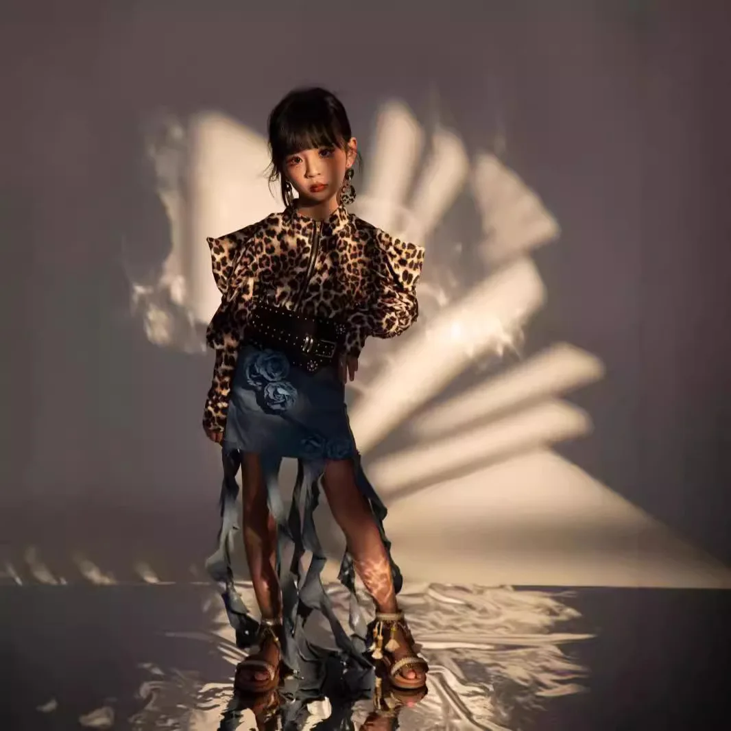 

Girls Denim Retro Hong Kong Style Model Catwalk Leopard Print Children's Car Model Cool Locomotive Denim World Performance Trend