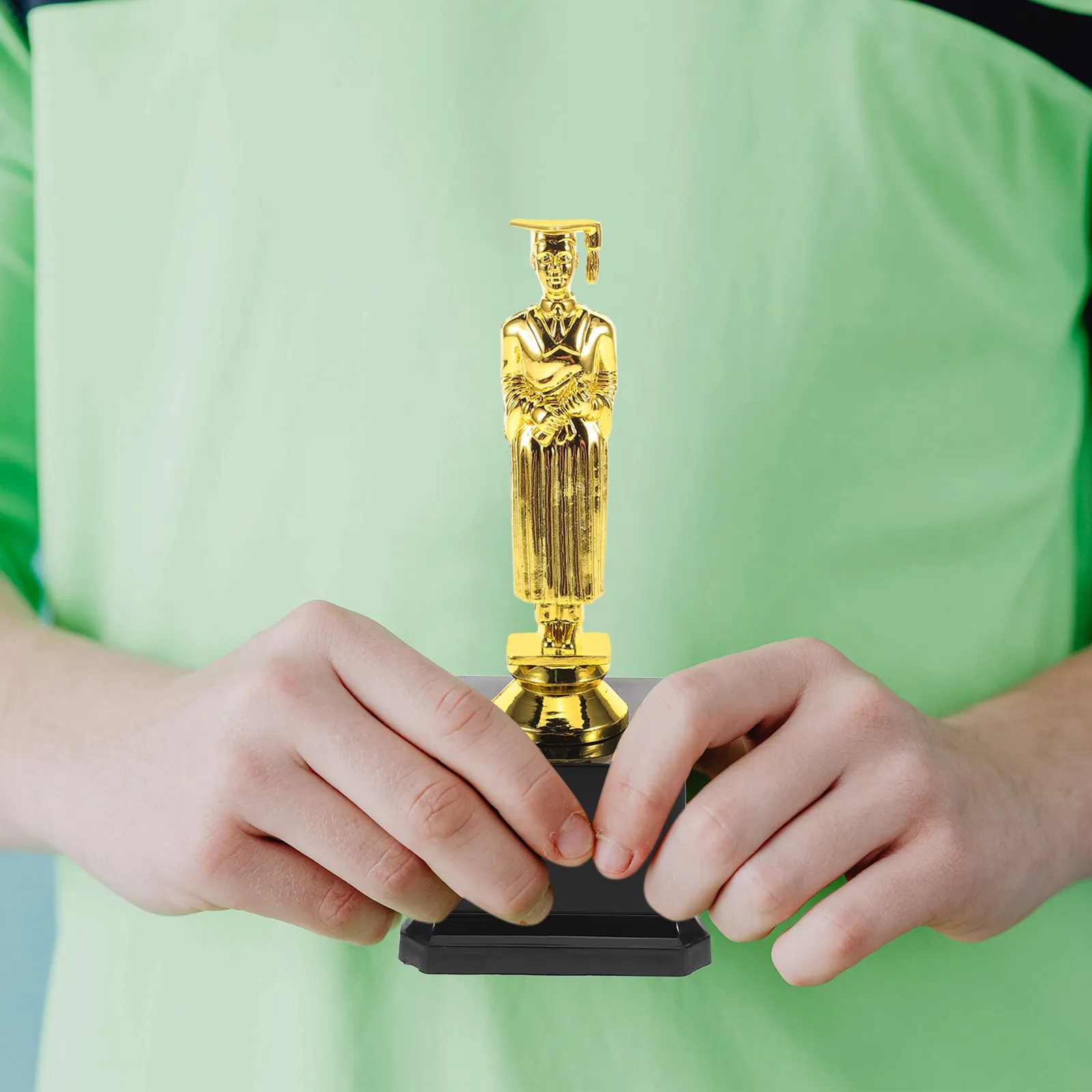 Small Plastic Male Phd Graduation Trophy Funny Doctor Award for Achievement Graduation Party Supplies School Rewards Recognition