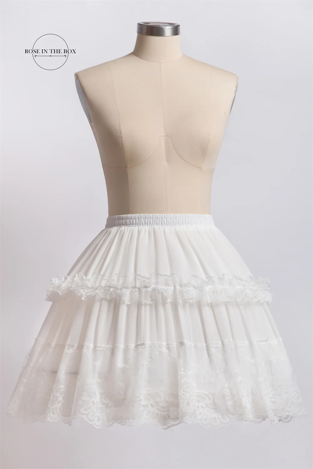 Falda corta de encaje para niñas, enagua de Cosplay, Lolita, forro deslizante, Blanco, Negro, cintura elástica, accesorios de boda