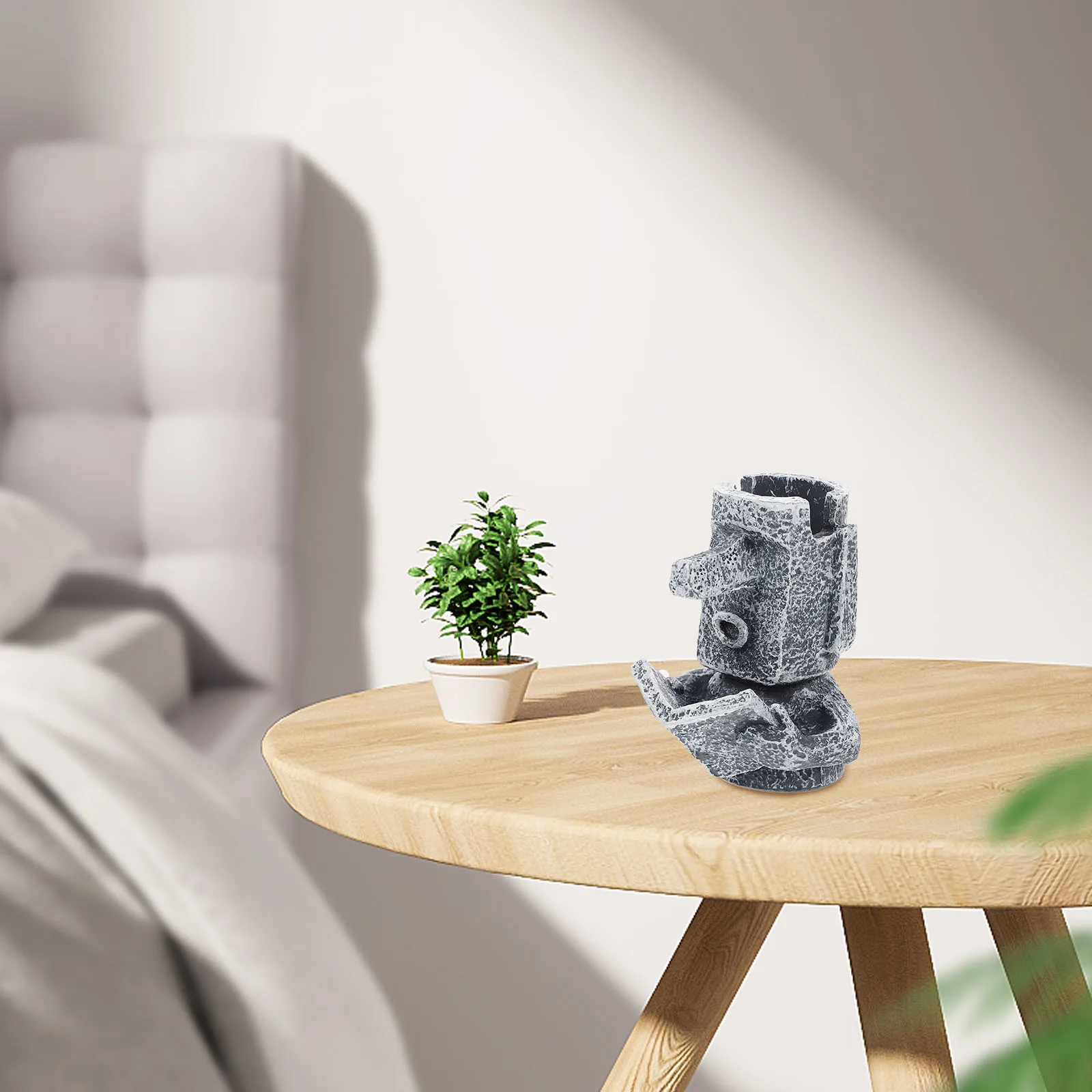 

Pen Holder Resin Art Craft Desktop Organizer Reading Statue Eyeglasses Holder Multi-Purpose Stationery Storage Box