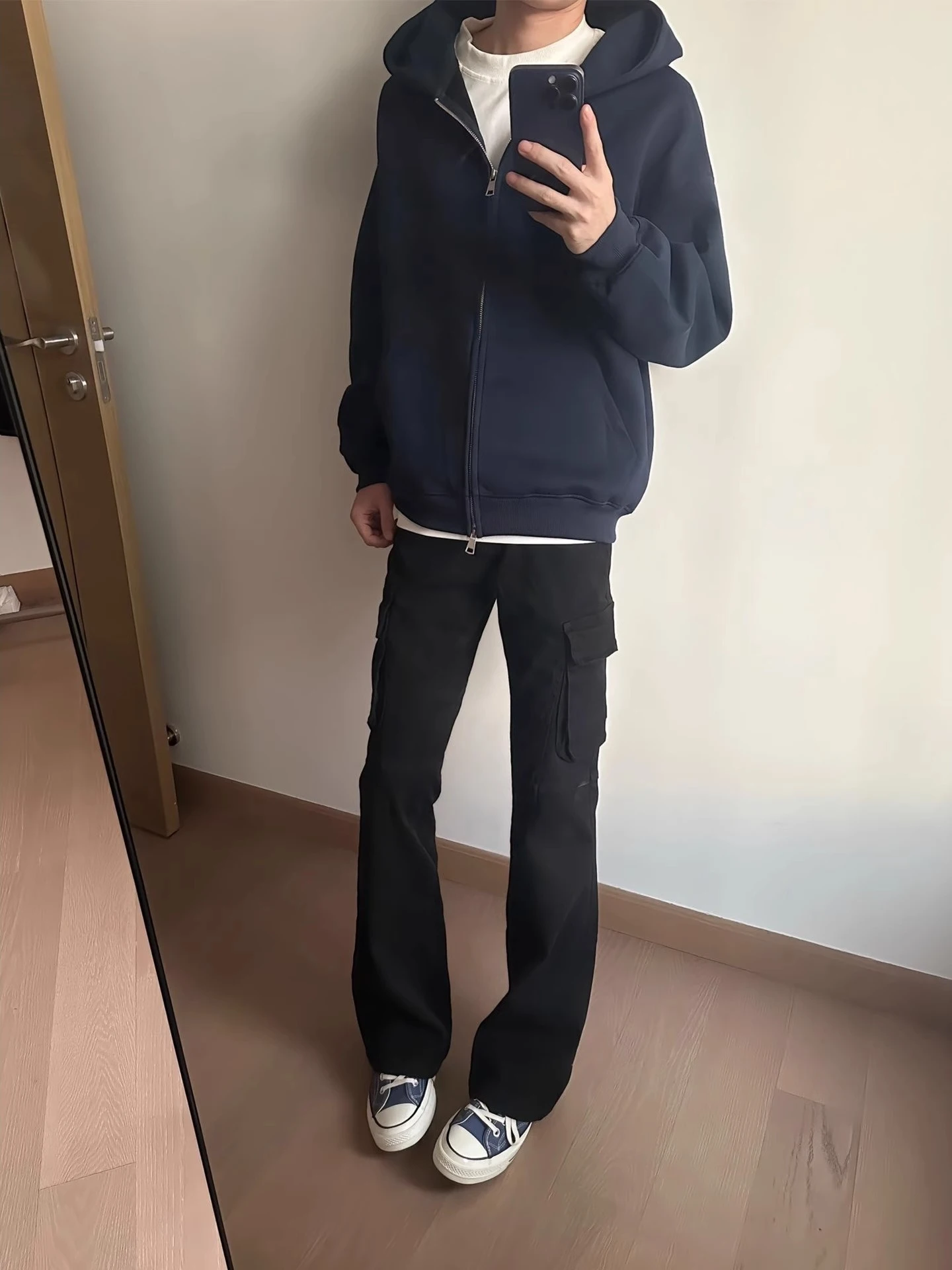 

Черные мужские рабочие брюки с большими карманами, осенние, в американском стиле, прямые джинсы Cleanfit, зауженные, слегка расклешенные брюки