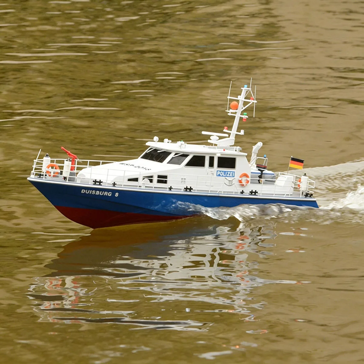 1/32 RC Speed ​​Boat 63.2cm Dual Motor Drive Bremen Coast Guard Remote Control Boat Fiberglass Material RC Ships Model Ship Toy