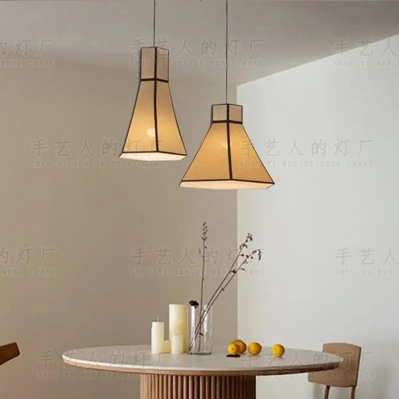 

Danish restaurant UFO light Japanese style wabi-sabi dining bar chandelier