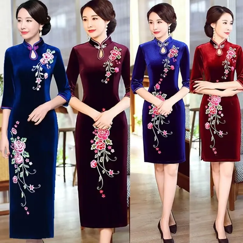Middle Aged Mother Gold Velvet Dress Spring Autumn Large Size Embroidered Dress Women Long Elegant Party Velour Cheongsam Dress