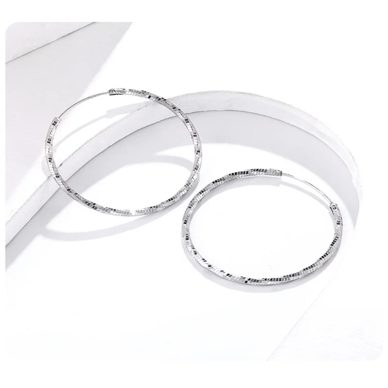 316L Edelstahl 3-6 cm minimalistische große Kreis Creolen für Frauen trendige silberfarbene Metall glatte runde Ohrringe Schmuck – Detail 2