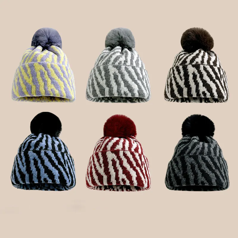 Winter Outdoor Riding Thickened Ear Protectors Wool Zebra Pattern Versatile Knitted Hat Thermal Pullover Hat Female Tide
