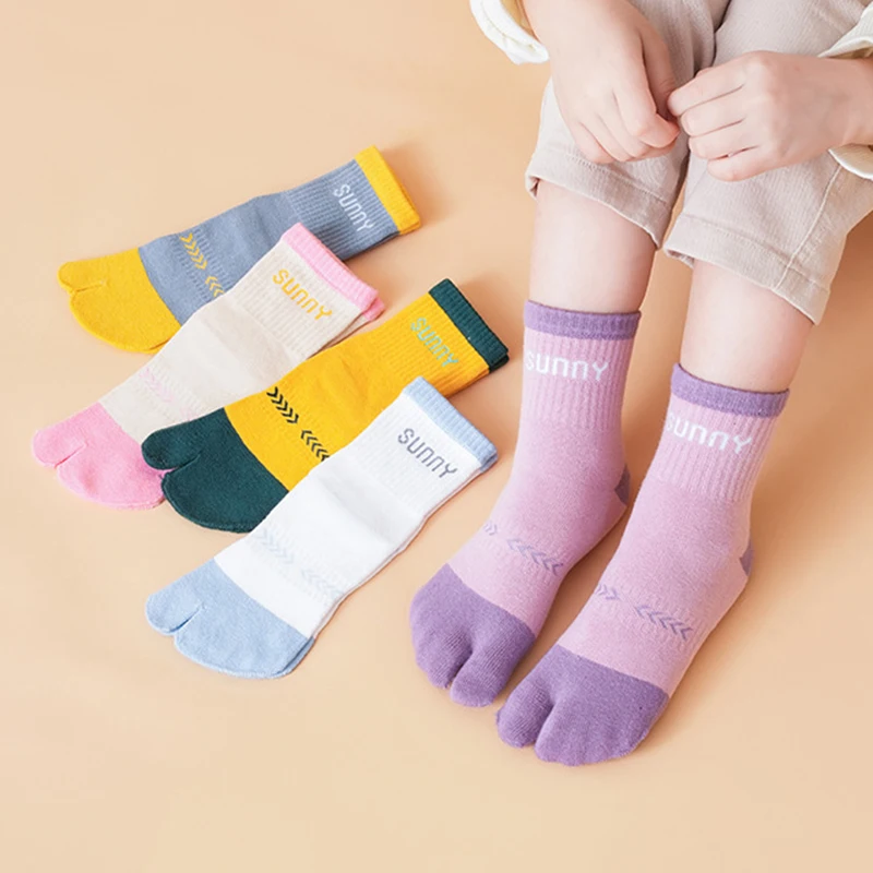 5 Pairs New Children Two Toed Socks Fashion Sport Thumb Sock Pure Cotton Letter Mid-tube Tabi Socks for Kids Student Boys Girls