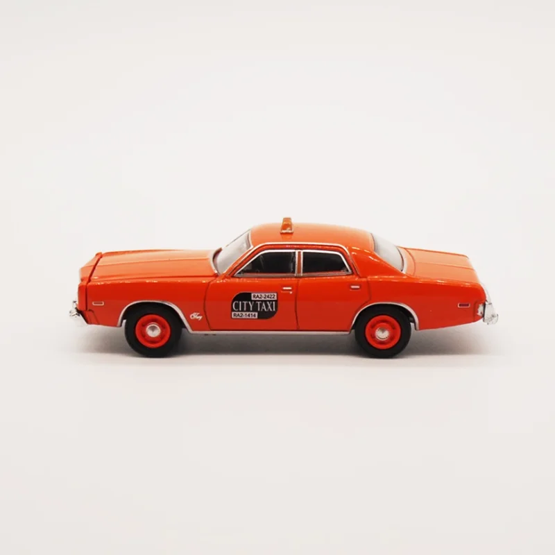 Diecast 1:64 Scale 1977 Plymouth Fury Alloy Taxi Car Model Finished Product Simulation Toy Collection Gift Static Display