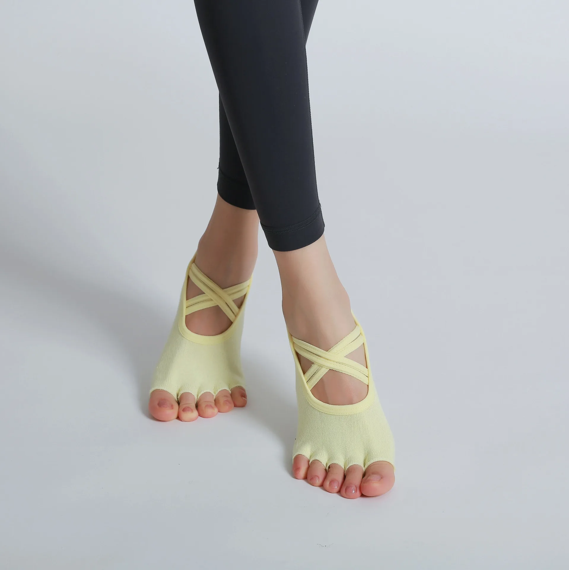 Damen Fünf-Finger-Yoga-Socken Professionelle Silikon-Antirutsch-Ballett-Pilates-Socken Atmungsaktive Bandage-Yoga-Sportsocken für Frauen – Detail 4