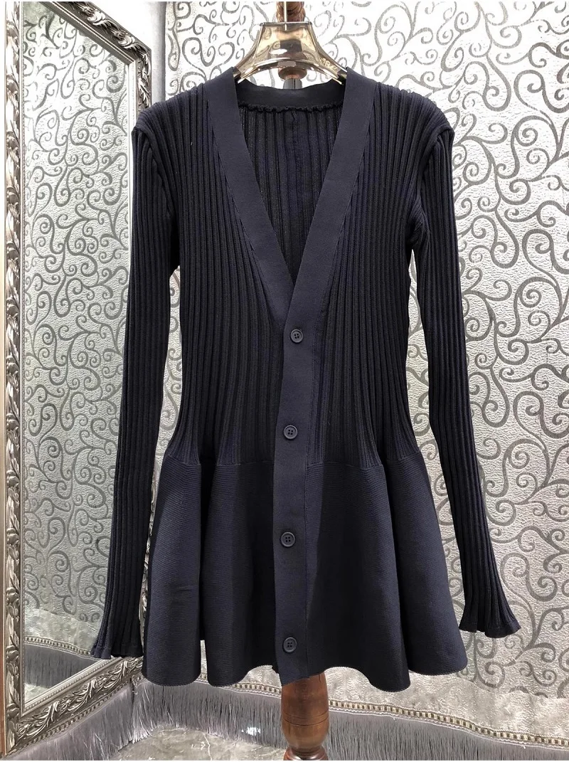 

New 2024 Autumn Winter Cardigan Coats High Quality Knitwear Women V-Neck Twist Knitting Long Sleeve Dark Blue Black Tops Coat