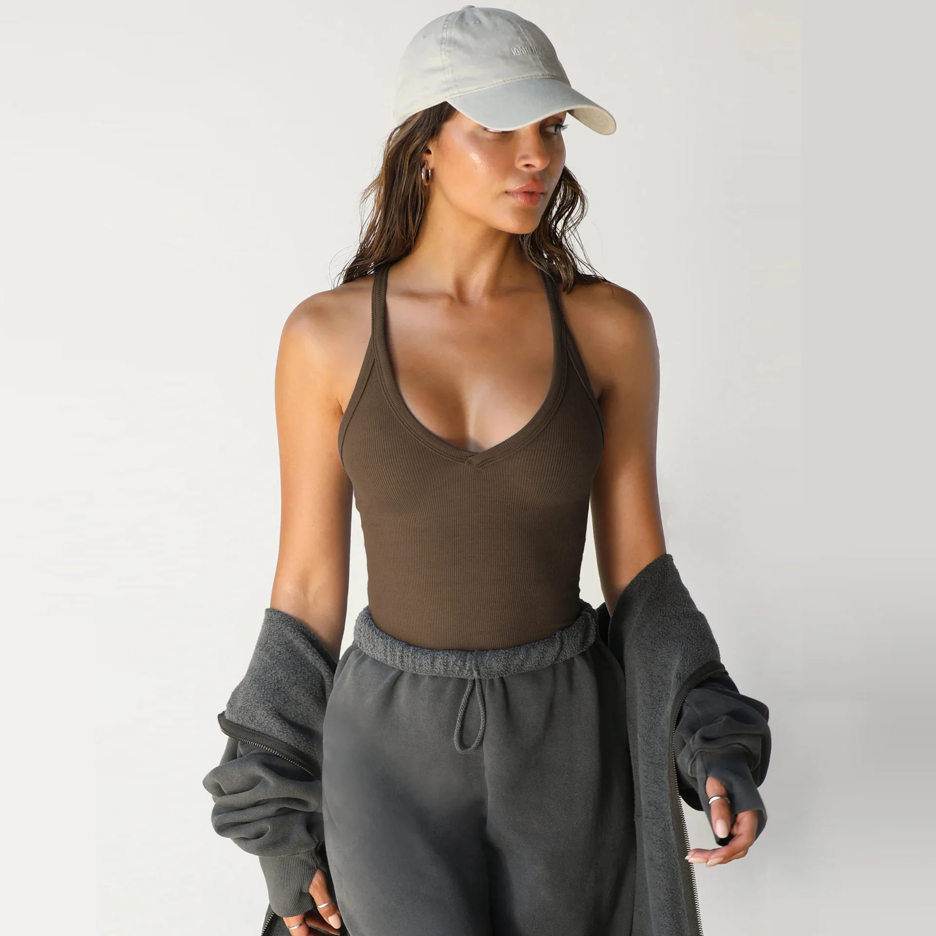 Spring and summer new knitted vest Europe and the United States women's sexy slim top fashion brand with a base shirt