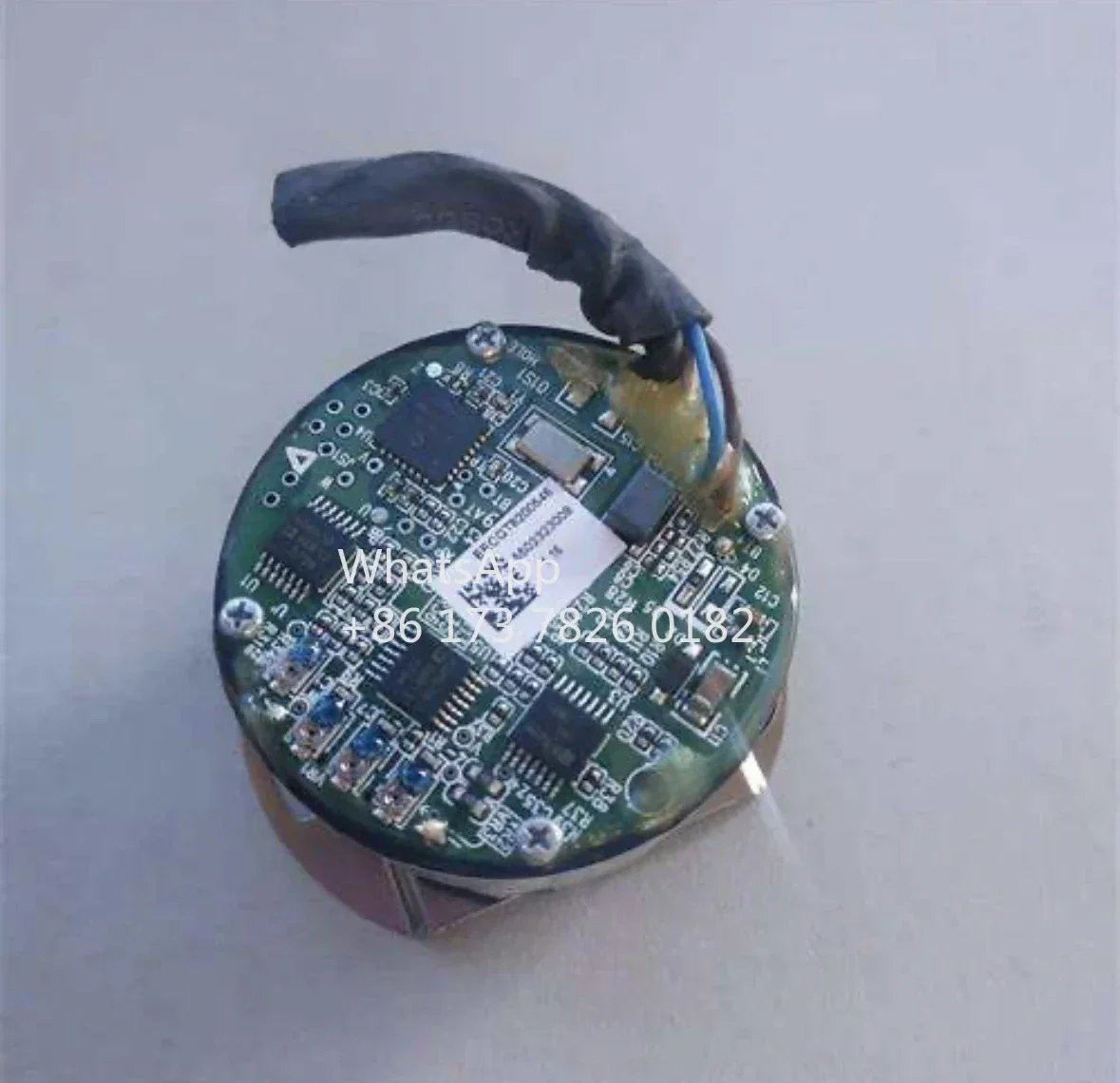 NH4-20LS65C4T second-hand servo motor encoder, in stock, tested ok， function normally