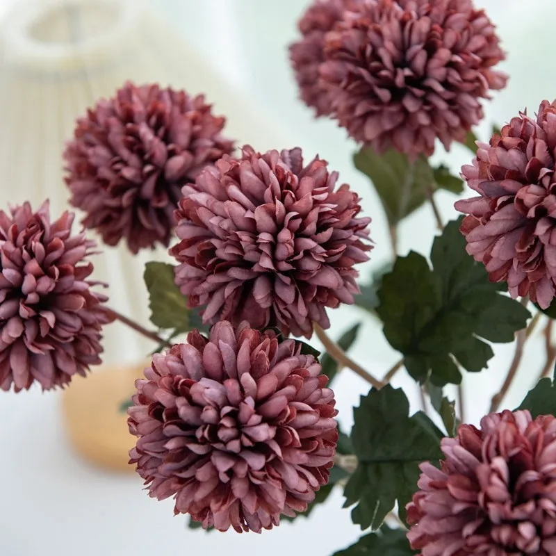 10/15 Stück Künstliche Blumen Seidenkugel Chrysantheme Hochzeits-Brautstrauß Heimtisch Fensterbank Festival-Deko DIY-Geschenk Bühnenrequisiten – Detail 23