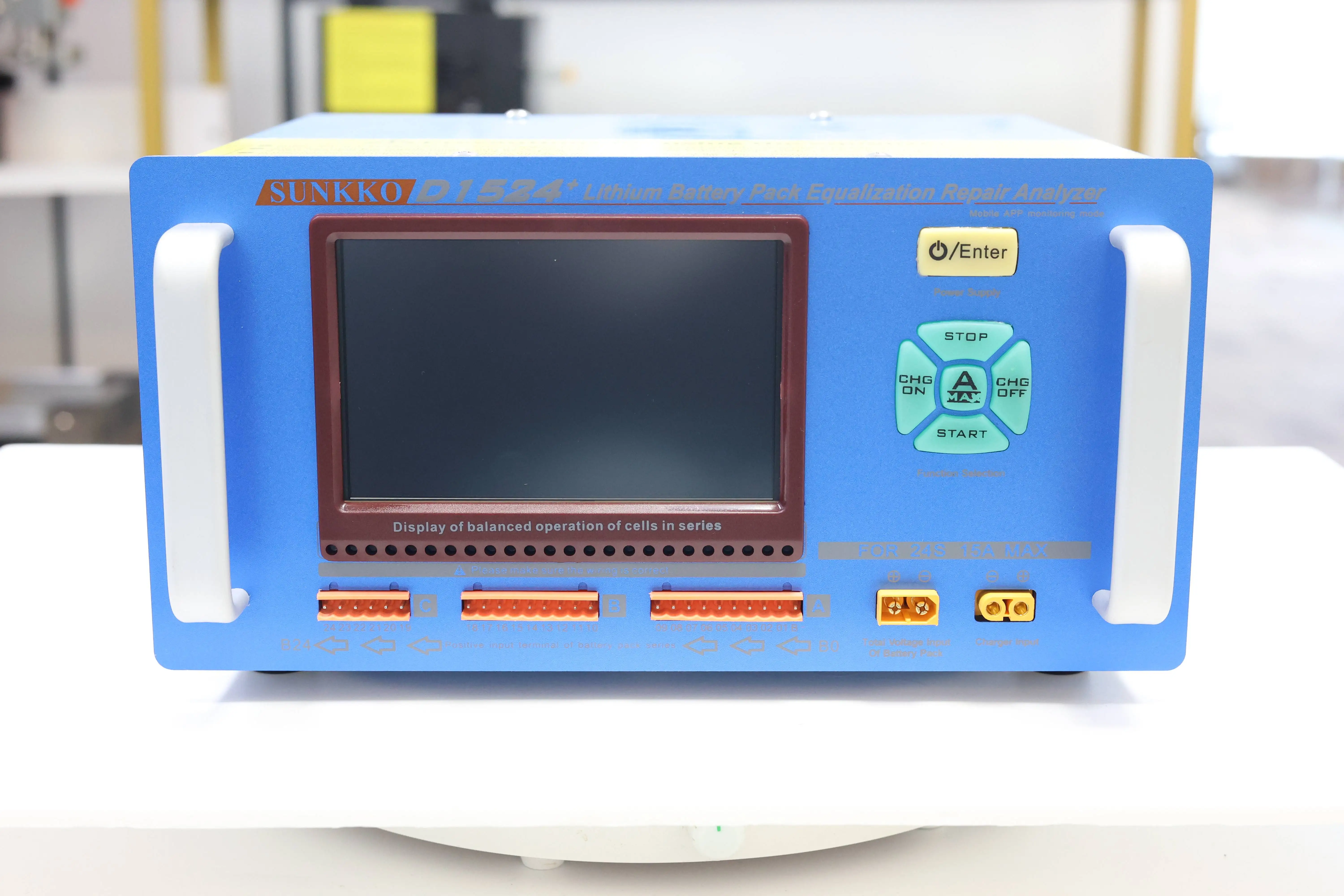 SUNKKO D1524+ 15A 高電流リチウム電池パックイコライザーおよびアナライザー（放電機能付き）