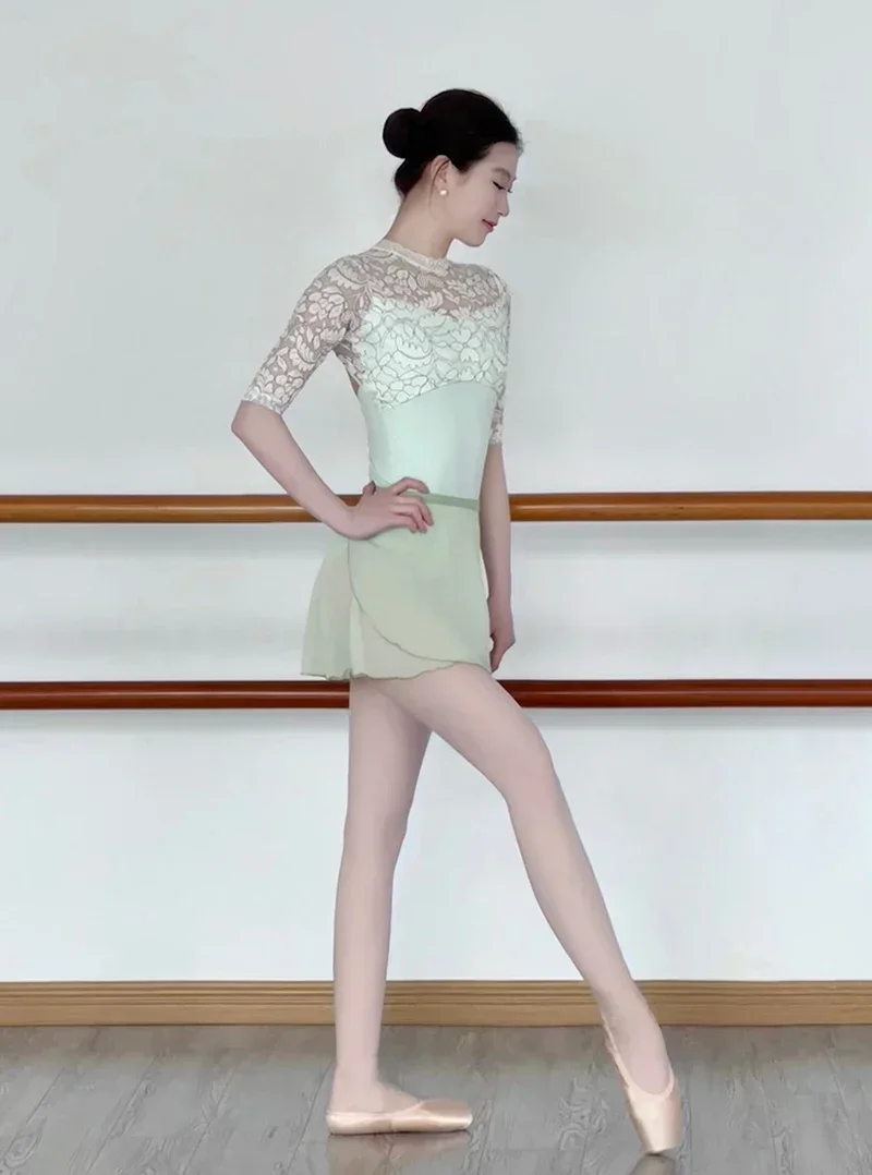 الباليه ملابس رقص الجمباز النساء عالية الياقة الرقص بذلة الكبار منتصف الأكمام ممارسة اليومية ملابس رقص الباليه اليوغا يوتار