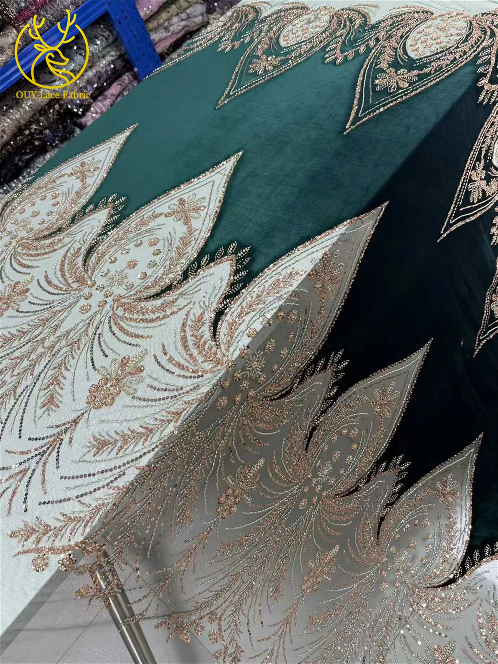 Luxuriöser afrikanischer Samt mit Perlen und Pailletten, Spitzenstoff, 2026, grüner Bräutigam-Stickstoff, französisches Damen-Party-Abendkleid – Detail 6
