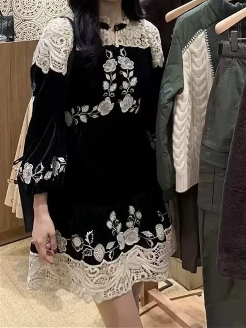 Fall Winter Lady Vintage Black Mini Robes Women Hollow Out Embroidery Lace Lantern Sleeve Velvet Dress
