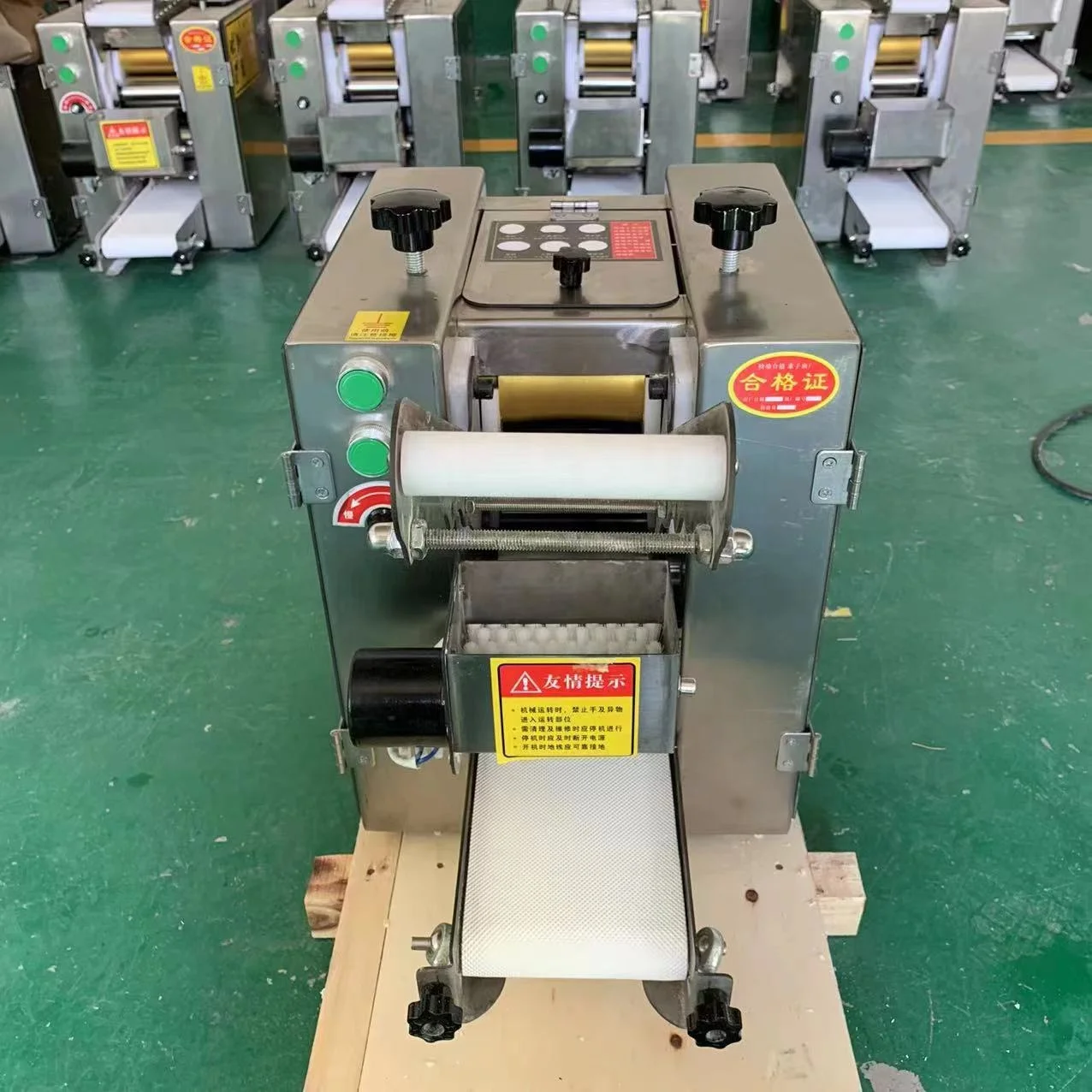 Small Flour Tortilla Roti Chapati Arabic Pita Bread Samosa Empanada Disc Dough Dumpling Wrapper Making Machine