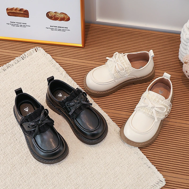 

Girls Flats Korean Style Versatile Kids Princess Shoes with Sweet Lace 2026 Brand New Children Leather Shoes Round Toes Soft