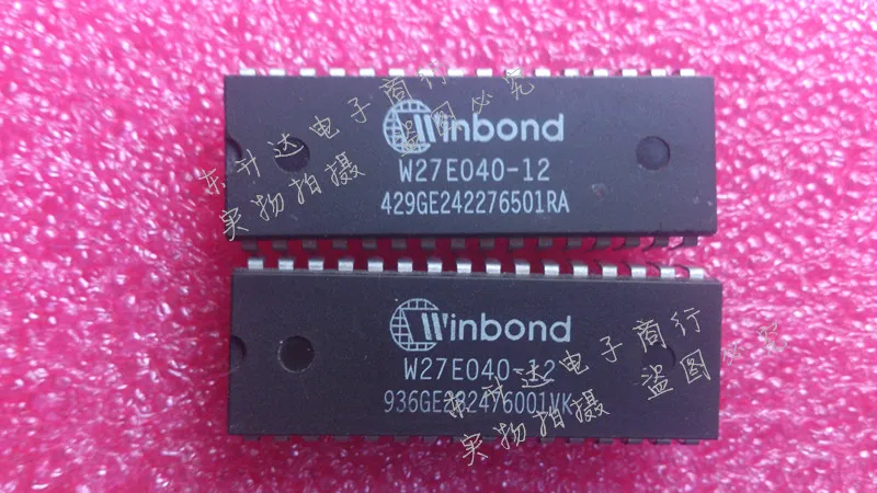 2PCS/Lot  W27E040 W27E040-12 DIP-32