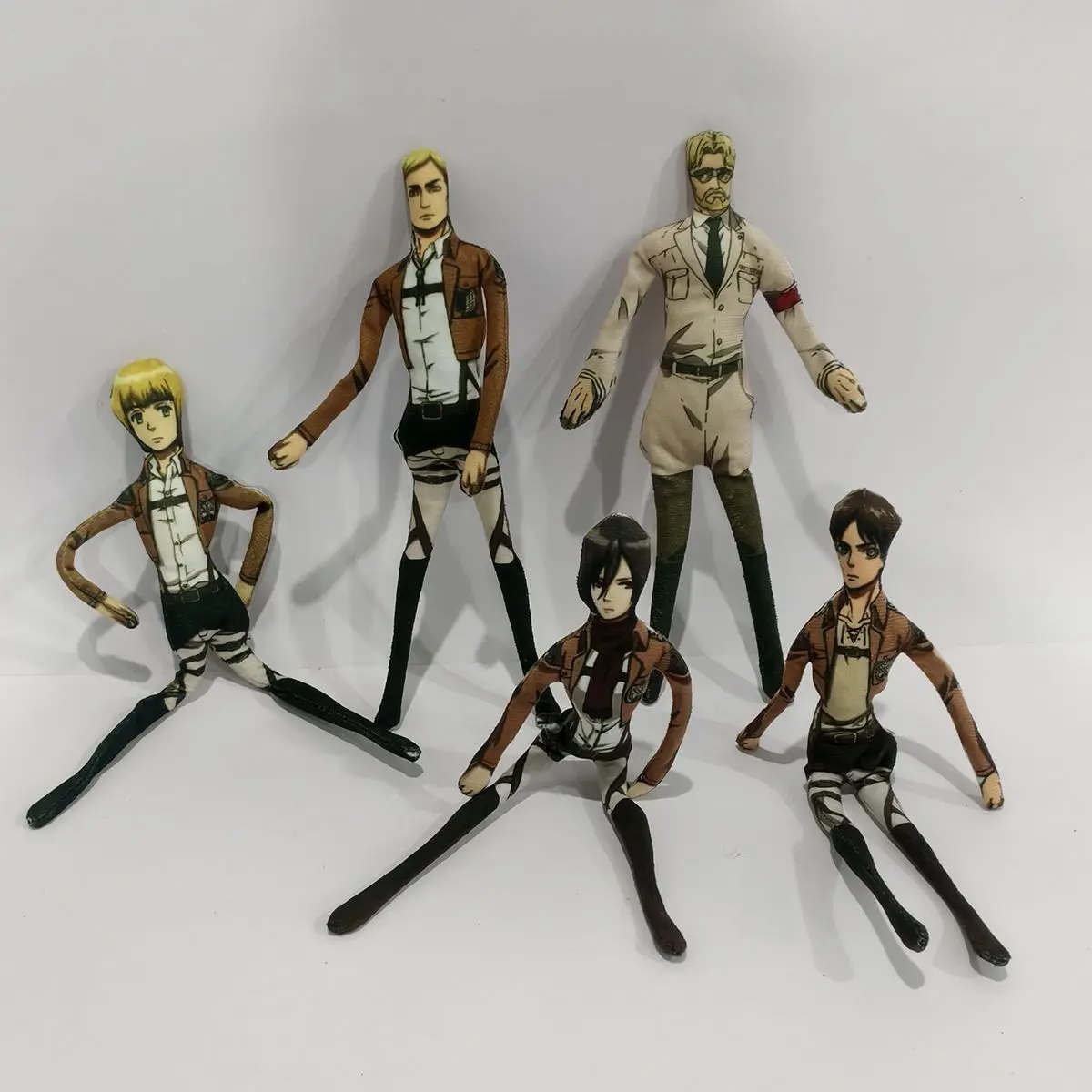Muñeco de Peluche Articulado de Ataque a los Titanes (Shingeki No Kyojin) con Alambre Flexible Incorporado, Figura de Anime, Juguete Decorativo, Accesorio Abstracto, Regalo