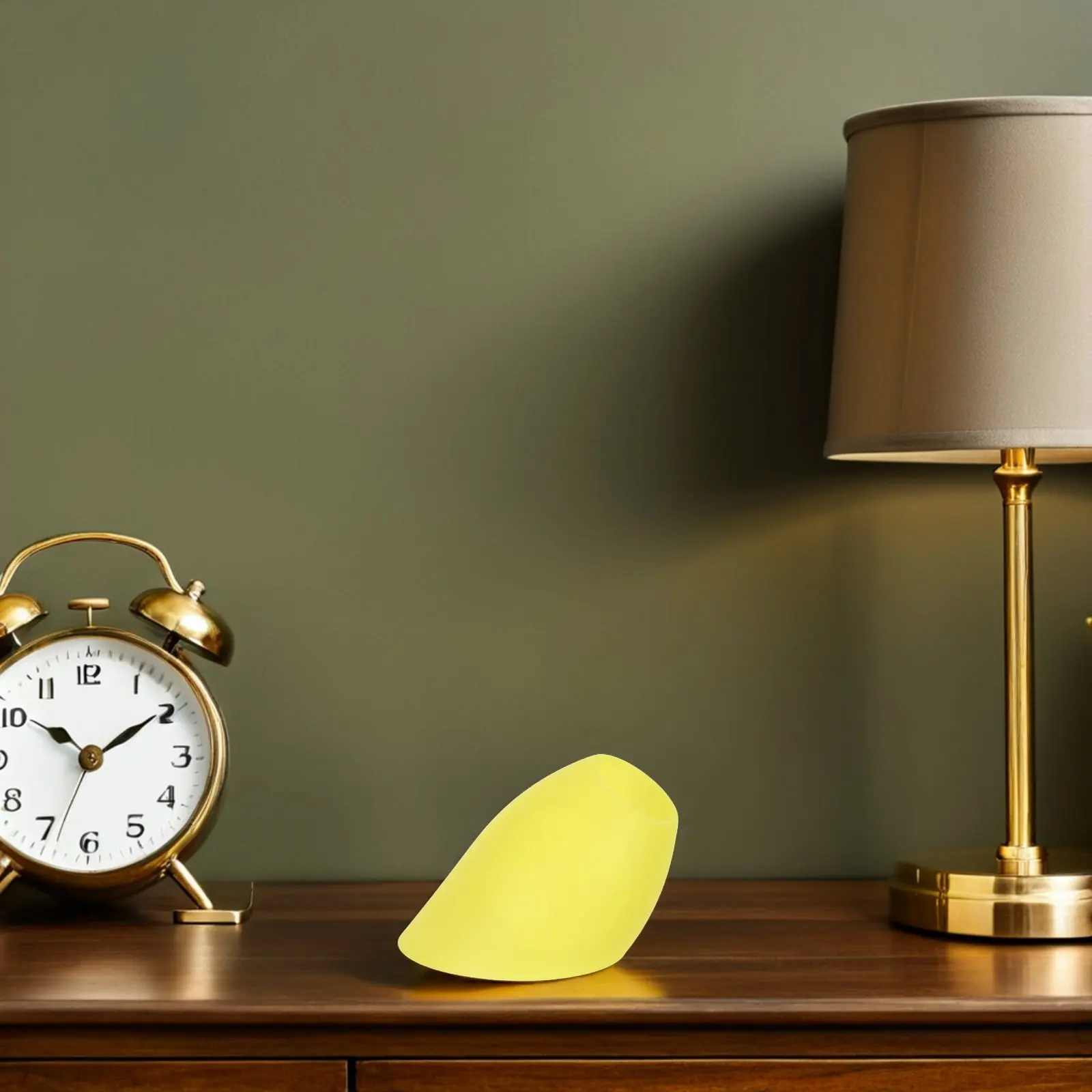 

2Pcs Plastic Horseshoe Lampshade Replacement Inclined Yellow Multi Head Table Pendant Floor Light Shade Cover for Camping