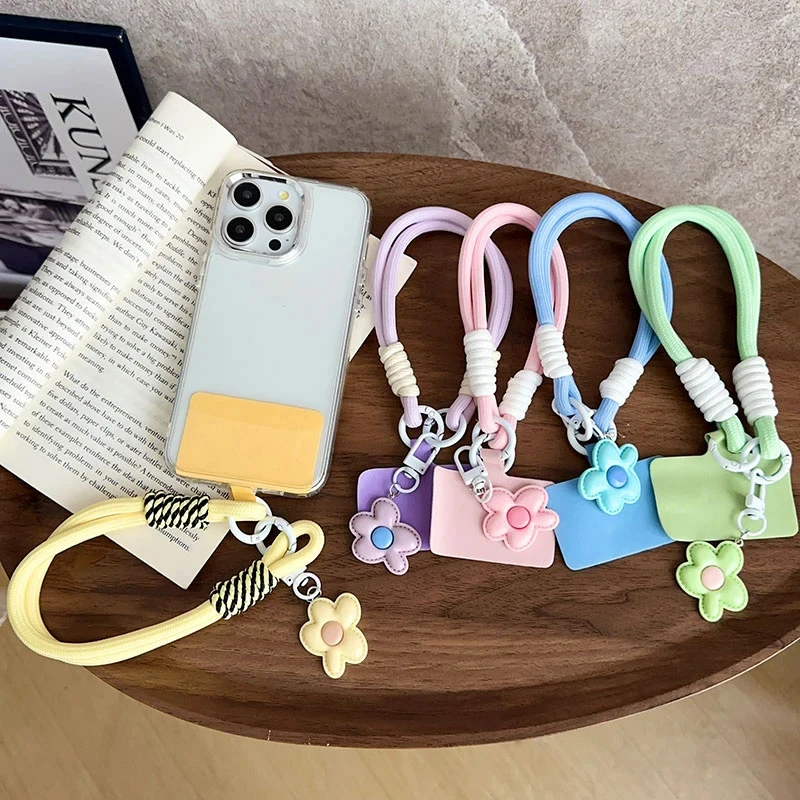 

Корейский милый 3D кулон в виде цветка, плетеная веревка, цепочка для телефона, подвесной ремешок, брелок для ключей для iPhone 16, сумка на ремешке, CCD, подвесная веревка для девочек