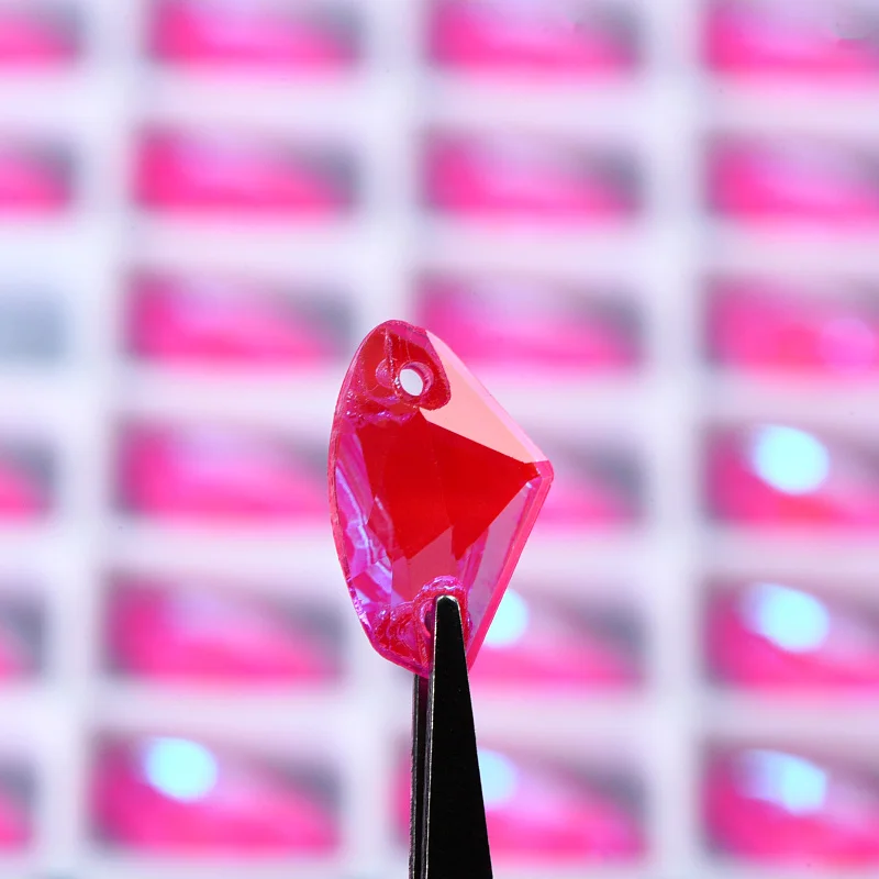 OLeeya Galactic Axe Hochwertige Neon K9 Glas-Kristall-Nähsteine, flache Rückseite, abgeschrägte Kanten, zum Aufnähen, für Kleidung, Taschen – Detail 11