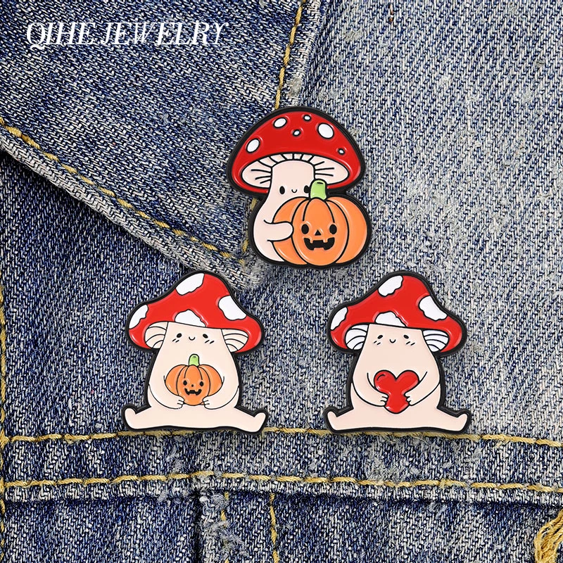 Halloween Pilz-Elfen-Anstecknadel mit Kürbis & Herz, Niedliche Gruselige Pilzbrosche, Taschen- & Reversnadel, Schmuckgeschenk für Freunde