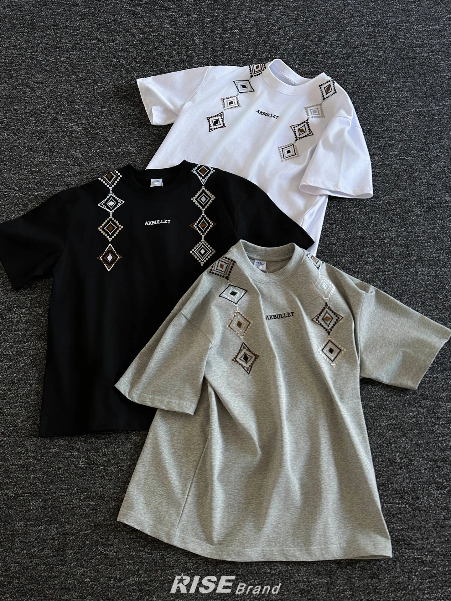 

Rise Brand Men's Loose Fit Cotton T-irt ort Sve Embroidered Ethnic Sle Casual Comfortable Breathable Streetwear