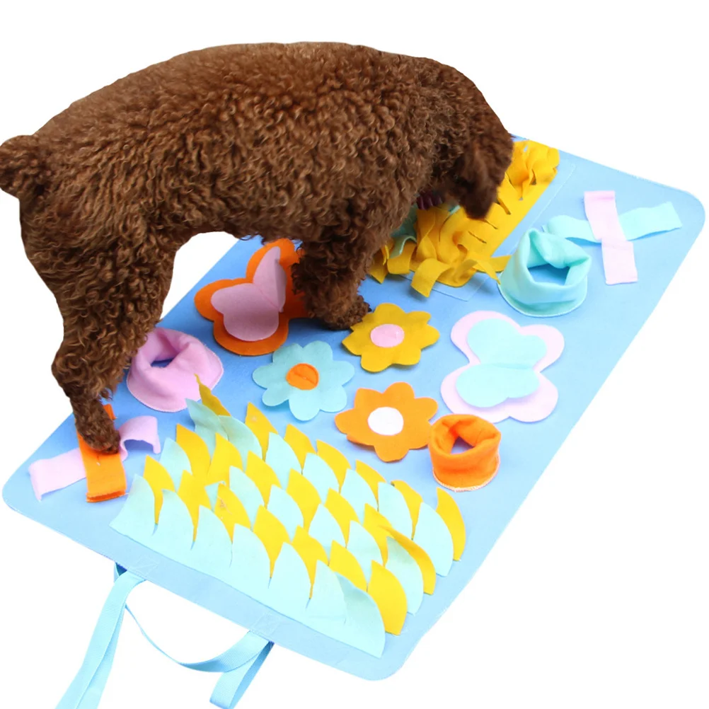 

1Pcs Dog Sniffing Mat Felt Pet Feeding Mat Interactive Training Game for Nose Work and Foraging Skills Pet Supplies