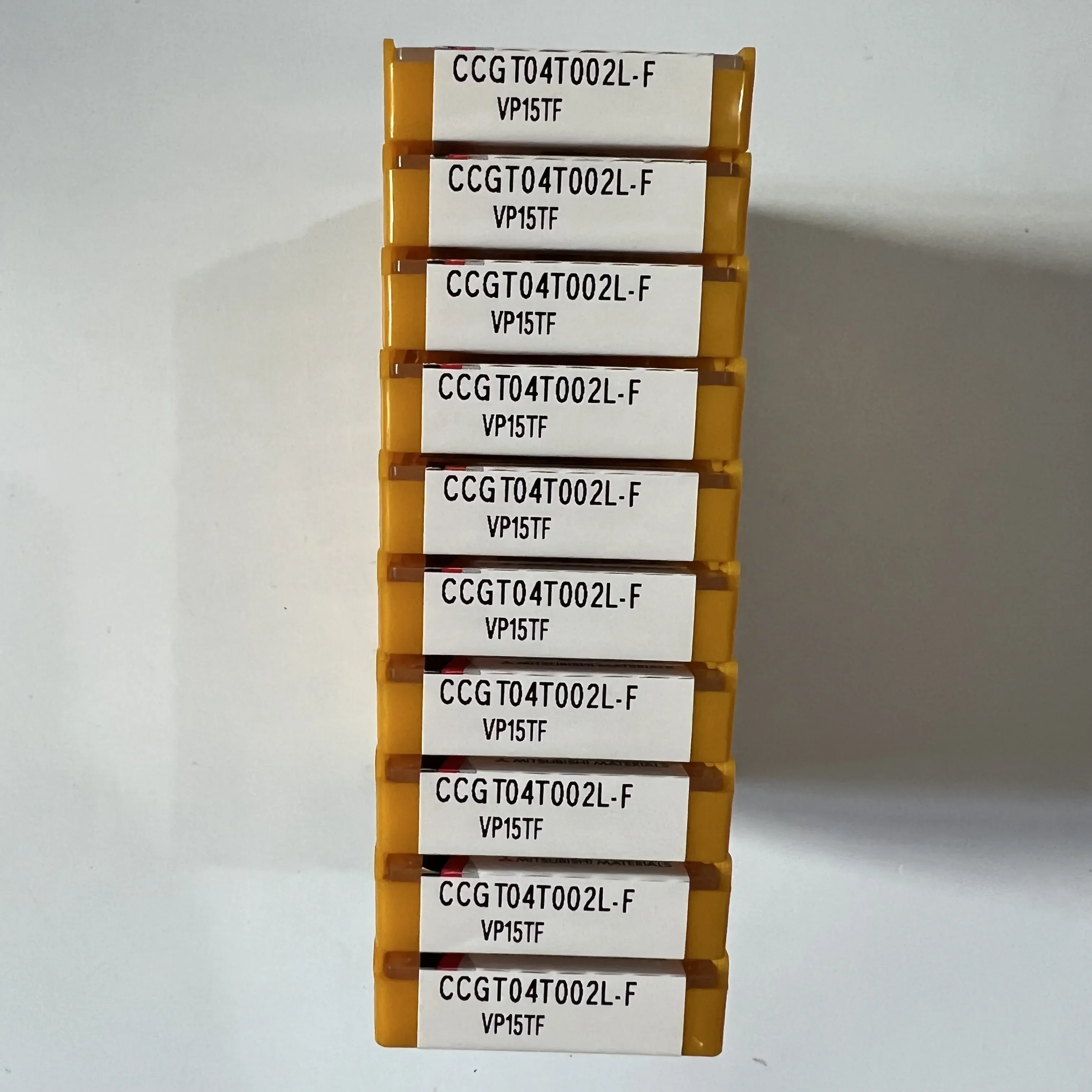

CCGT04T002L-F VP15TF Original CNC blade