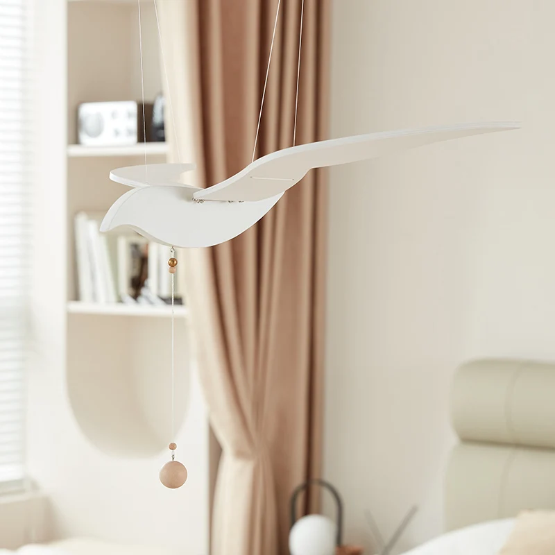 Flying Seagull Pendant Wooden Bird Pendant Swallow Aerial Pendant Bird Decoration Wind Chimes Room Decoration