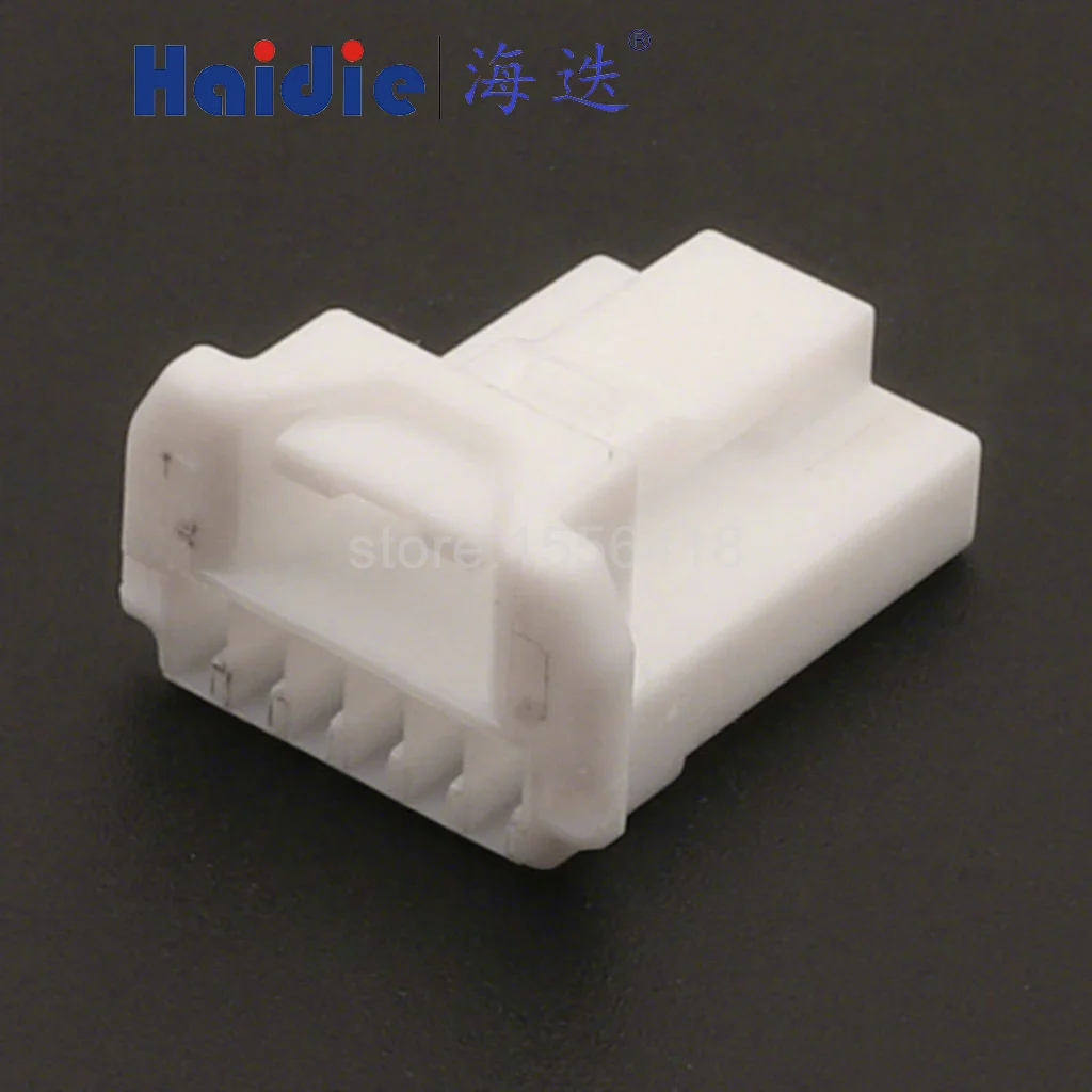 6pin auto houing plug electric plastic wiring harness connector 90980-12C72 and mating HD068-0.7-11