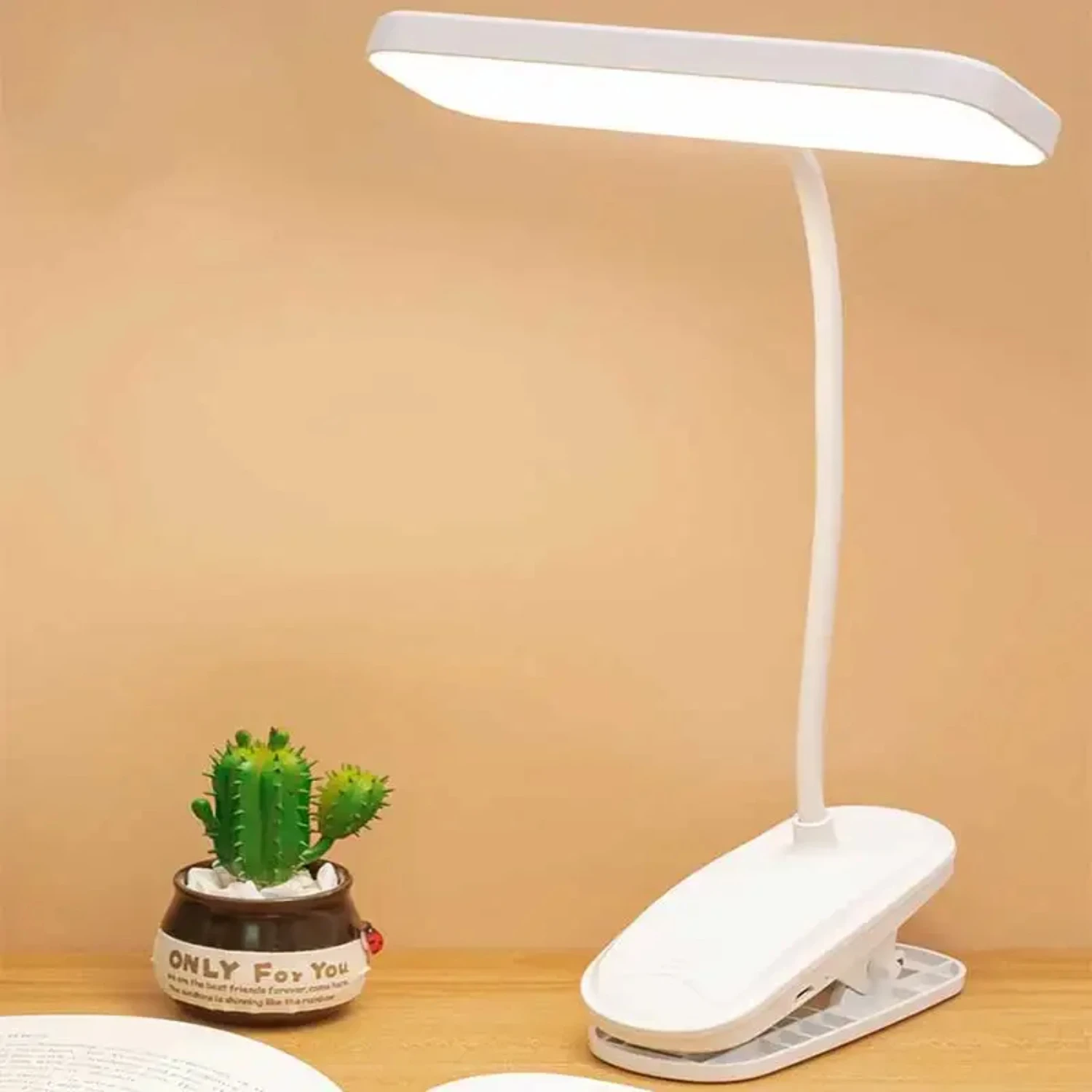 Flexible Foldable Led Desk Lamp USB Plug Bedroom Night Lights Dimming Work Study Reading Clip-on Table Lamps  Eyes Protection